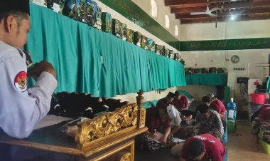 Ujian Evaluasi Ilmu Fiqih Digelar di Rutan Surakarta, Perkuat Pembinaan Keagamaan Santri Pesantren Sareh Semeleh