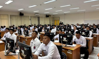 Tingkatkan Profesionalisme ASN, 11 Pegawai Rutan Surakarta Ikuti Ujian Penyesuaian Ijazah dan Ujian Dinas Tingkat I